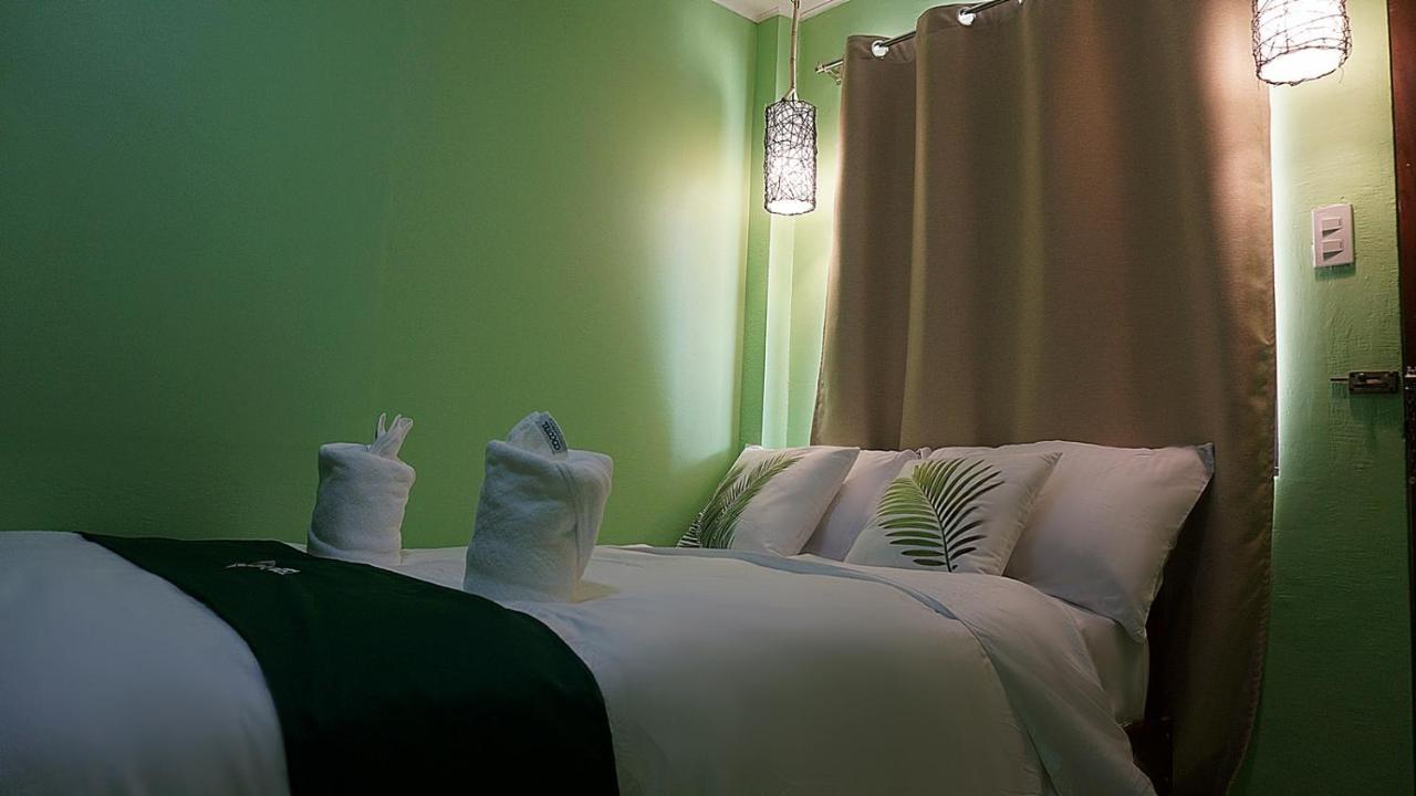 Mwr Pension House By Cocotel (Adults Only) Oslob Kültér fotó